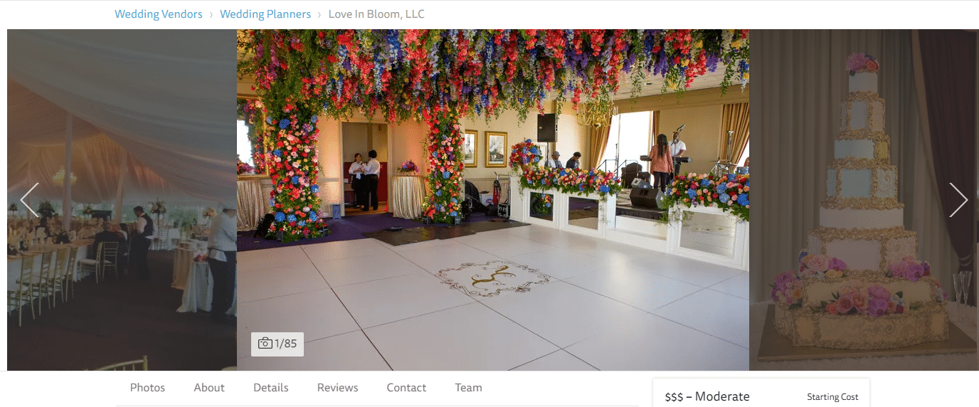 Example of a photo on the Knot listing that showcases the beautiful wedding flowers.